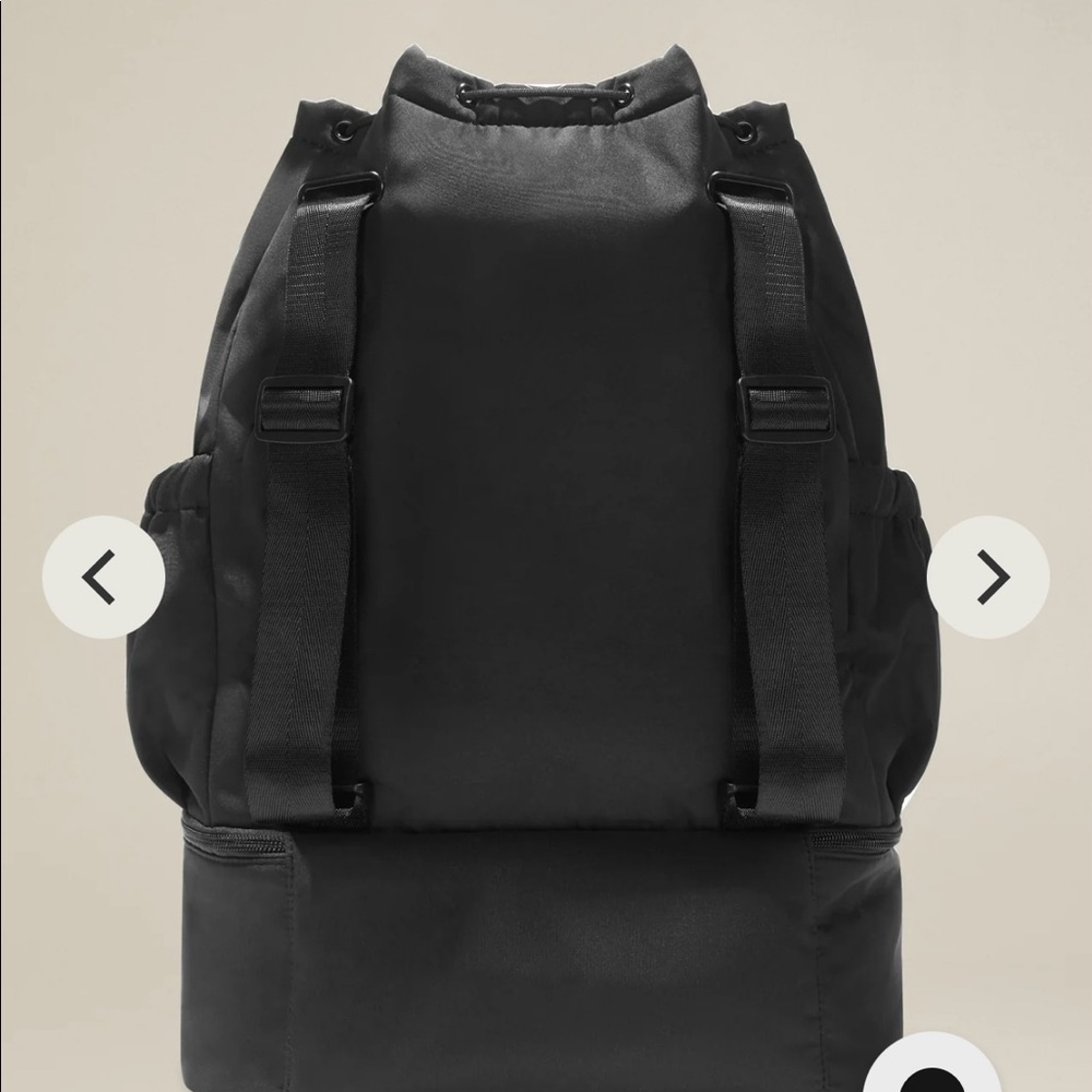 Beyond Yoga convertible gym bag